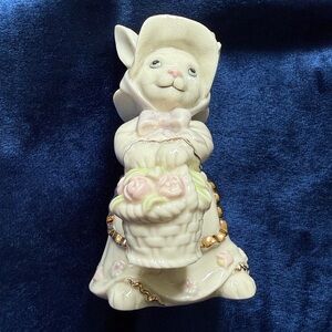 2003 Lenox Easter Blossoms Bunny Rabbit Figurine w/ Basket of Flowers Limited Ed